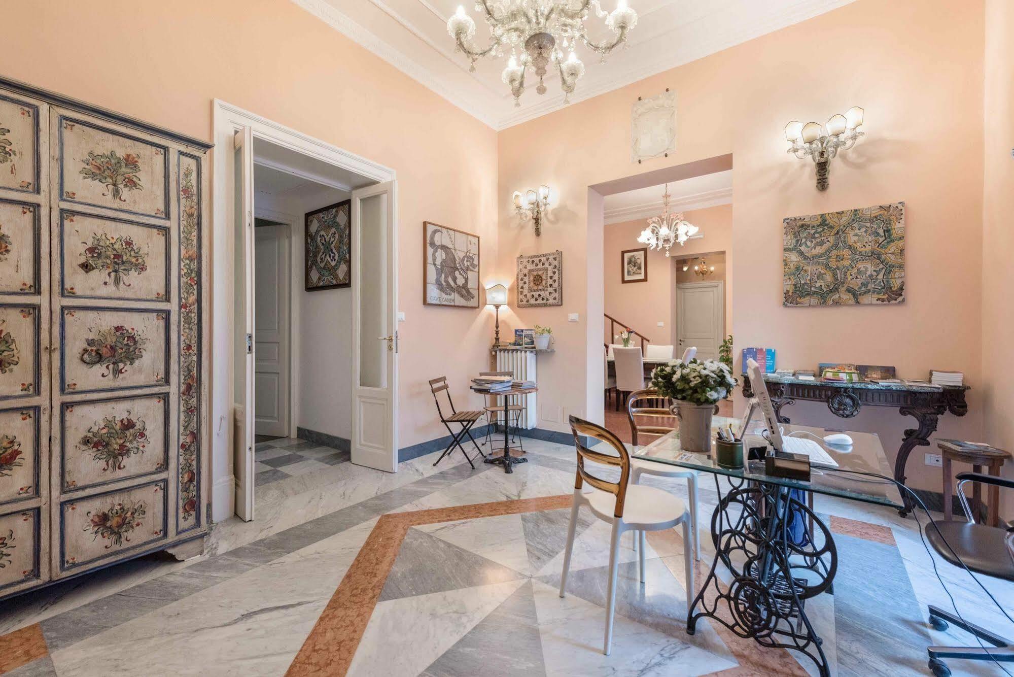 Palazzo Benso Couette-café